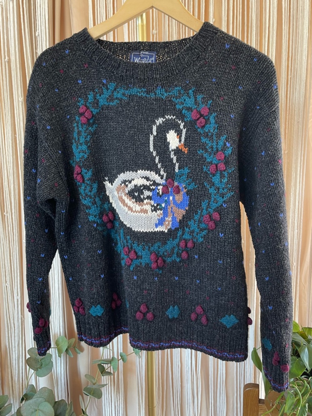 Vintage 1980s/1990s vintage Woolrich knit sweater,  "Swan" or "Goose" sweater - Picture 6 of 11